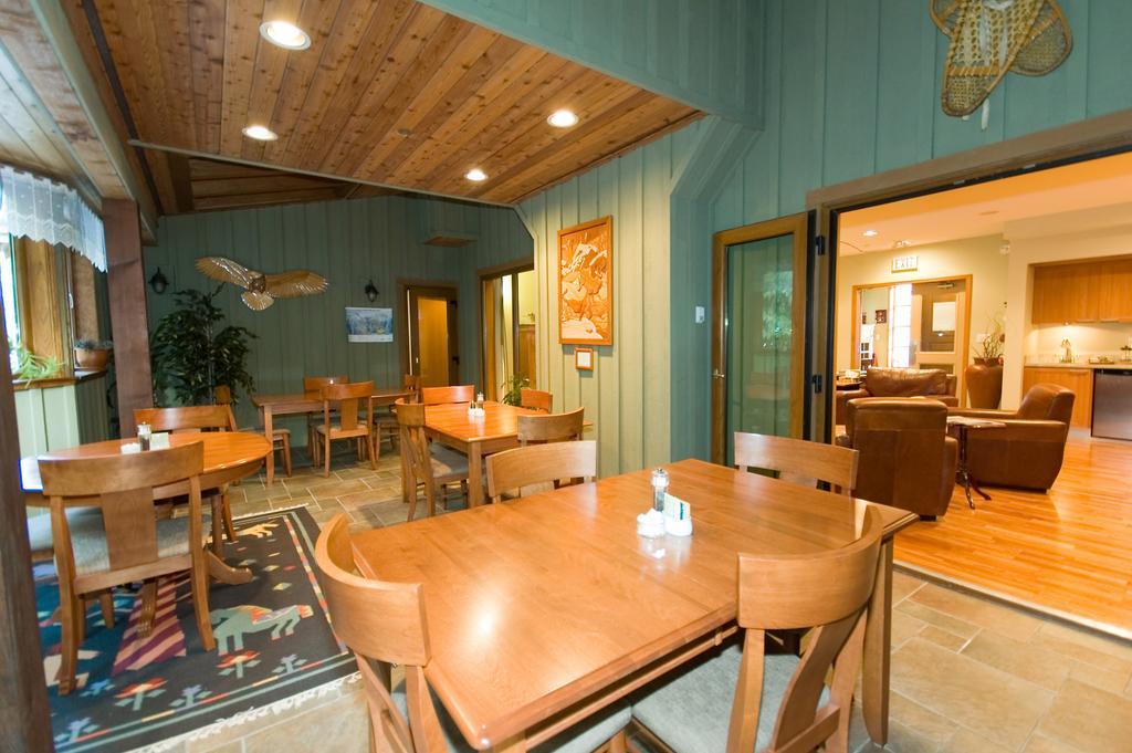 Villa Whistler Alpine Chalet Retreat & Wellness Chambre photo