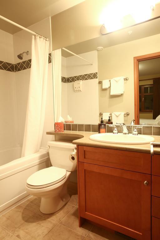Villa Whistler Alpine Chalet Retreat & Wellness Chambre photo