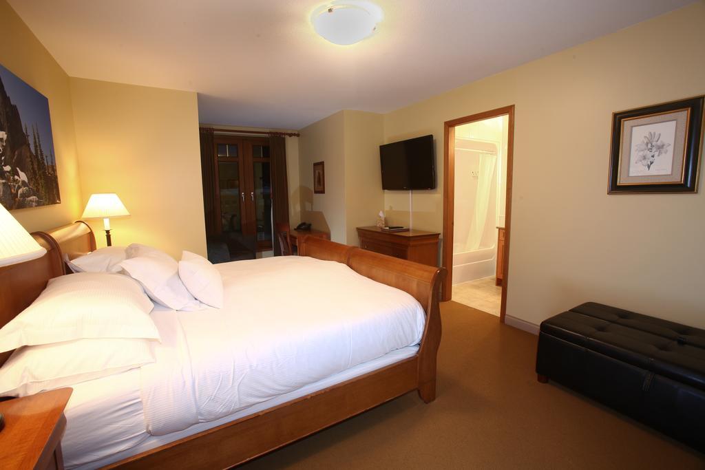 Villa Whistler Alpine Chalet Retreat & Wellness Chambre photo