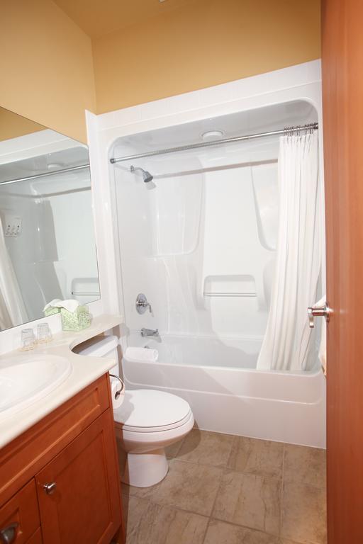 Villa Whistler Alpine Chalet Retreat & Wellness Chambre photo